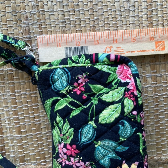 Vera Bradley small bag - “Botanical”( discontinued print - Picture 13 of 14